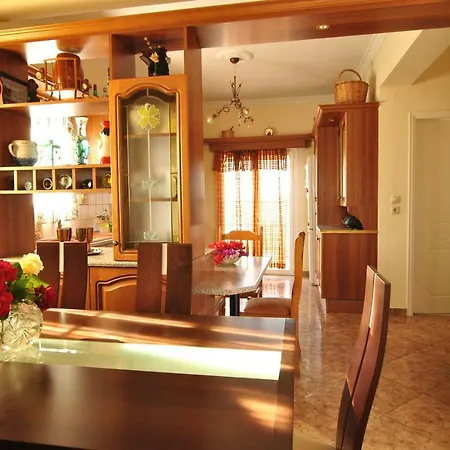 Family Country House With Amazing Views Apartmán *